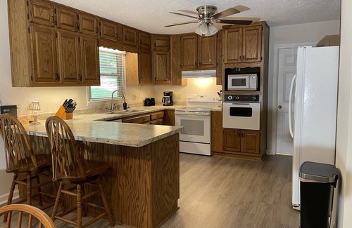 Dahlonega Cabin | Handicapped Friendly in Dahlonega