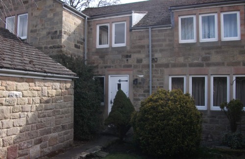 Rowsley House | Handsome house in lovely village of Rowsley, ideal as a Peak District base