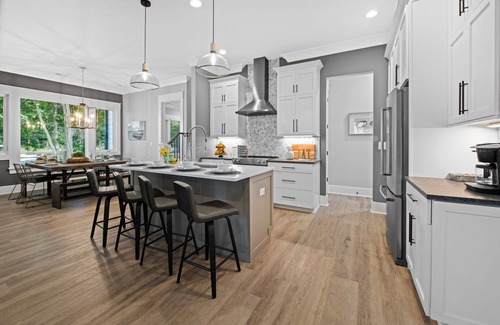 Mayhew House | Hanesbee Escape w/Beach, Hot Tub & Optional Boat Rental