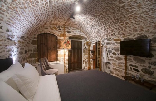 Korce Hotel | Hani i Pazarit