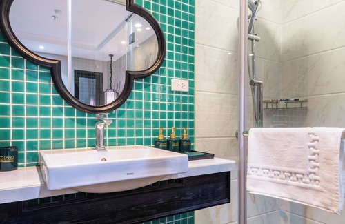 Hang Trong Hotel | Hanoi Indochine Premium Hotel
