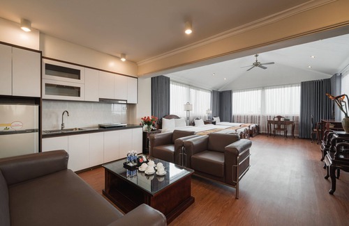 Hang Dao Hotel | Hanoi Little Town Hotel