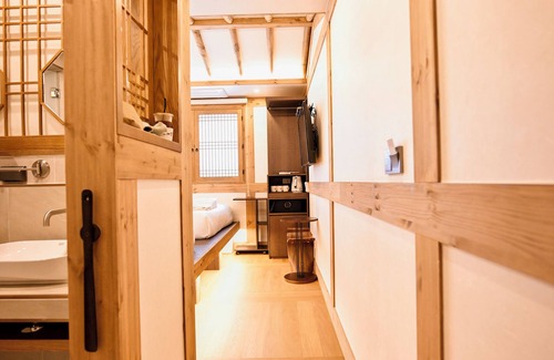 Jongno Hotel | Hanok Hotel DAAM