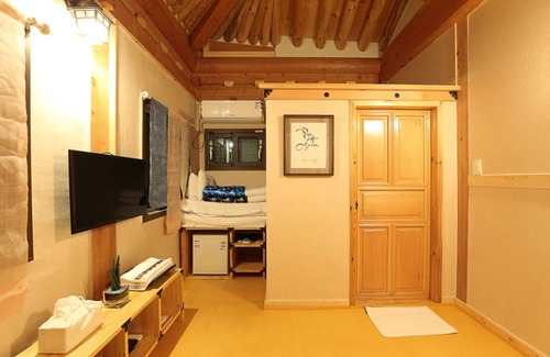 Jeonju House | Hanok Hyeyum