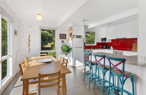 Anglesea House | Happy Campers - Pet friendly beach family home