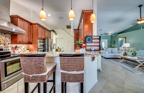 Fort Myers Villa | Happy Cape 11