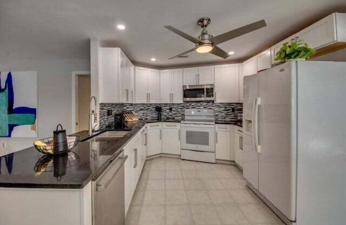 Eight Lakes Villa | Happy Cape 35