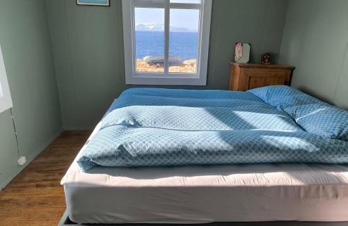 Langanesbyggð House | Happy-Cove Guesthouse - by the sea