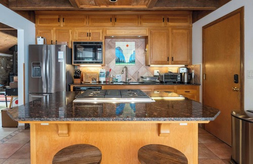 Wishon House | Happy Days Retreat | Private Pool