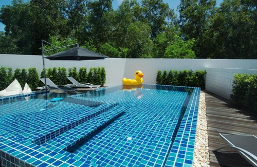Chalong Villa | Happy Family Villa