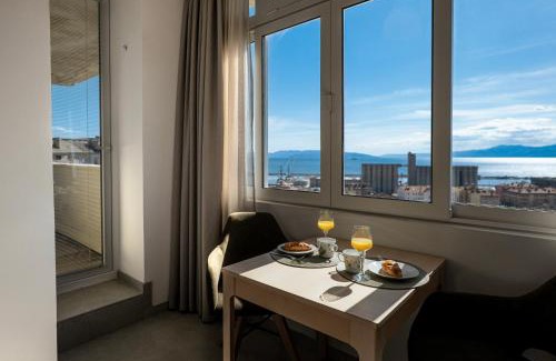 Rijeka Apartment | Happy here