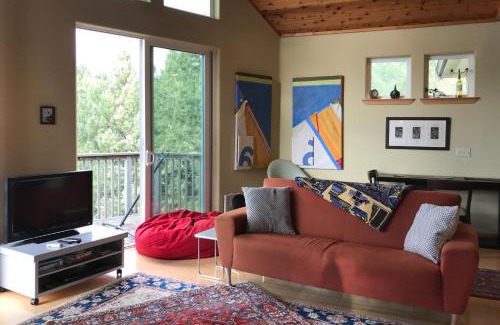 Shelter Cove House | Happy Hill Retreat