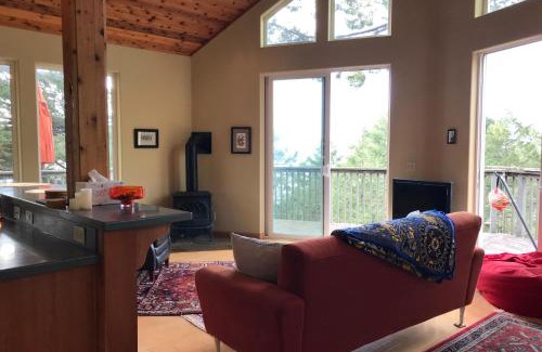 Shelter Cove House | Happy Hill Retreat