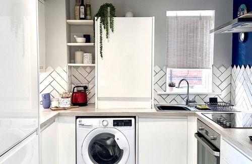 Royal Tunbridge Wells Apartment | Happy home from home apartment