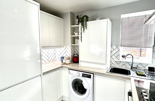 Royal Tunbridge Wells Apartment | Happy home from home apartment