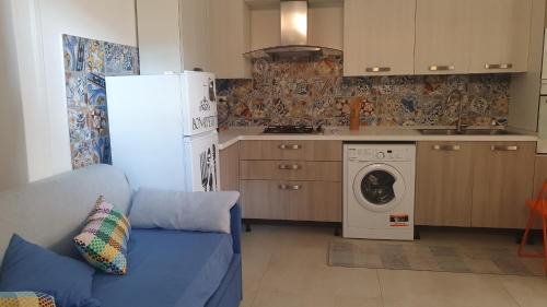 Portici Apartment | Happy Home - parcheggio gratuito in box