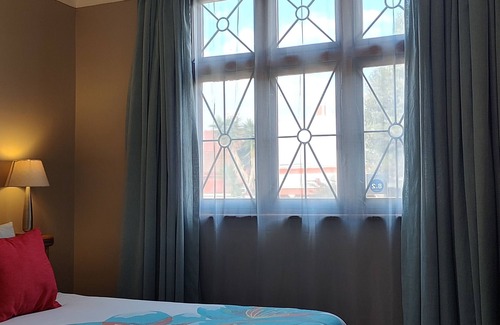 Cape Town City Centre House | Happy Home Woodstock