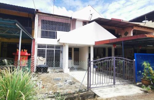 Wakaf Bharu House | Happy Homestay Kebakat Tumpat