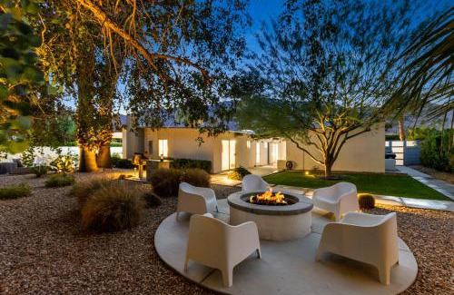 Racquet Club Estates Villa | Happy Hour by ACME House Company