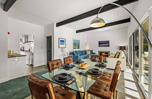 Racquet Club Estates House | Happy Hour - Designer Luxury! Walled & Gated Mid Mod Home!