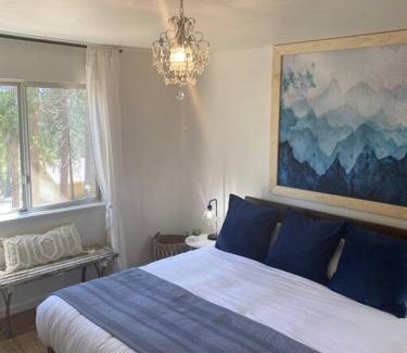 Arnold Ski Chalet | Happy Lake Chalet