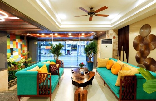 District 1 Hotel | Happy Life Green Hotel