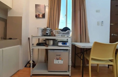 Las Pinas Apartment | Happy Loft - Unit B9nn