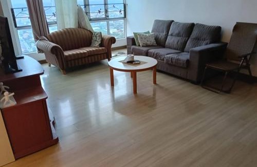 Bandar Kota Bharu Apartment | Happy Pelangi Homestay Kota Bharu 4 Room Penthouse
