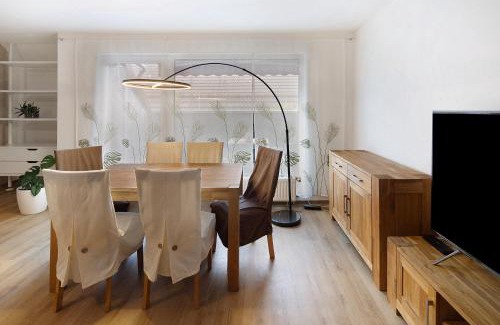Ilmenau Apartment | Happy Place