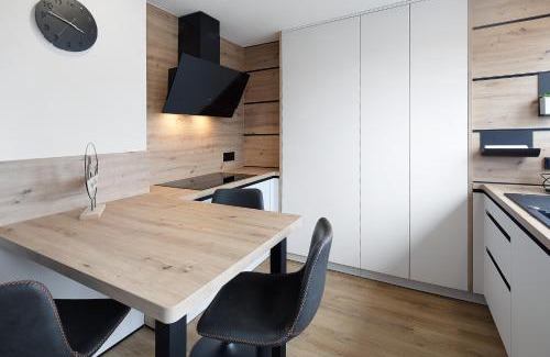 Ilmenau Apartment | Happy Place