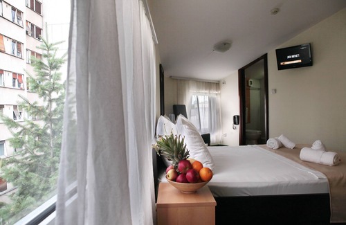 Vozdovac Hotel | Happy Star Club