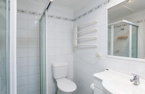 Corlette House | Happy Tails pet friendly air conditioned