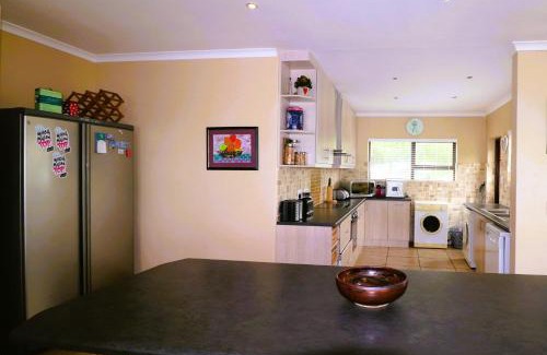 Struisbaai House | Happy Tides Main House