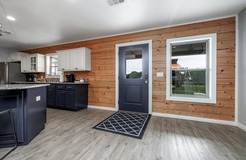 Glenwood House | Happy Times on Caddo River by StayLage