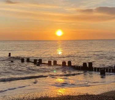 Bacton Resort | Happydaze Caravan