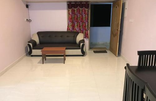 Ooty Hotel | HAPPYSTAY rooms and cottages
