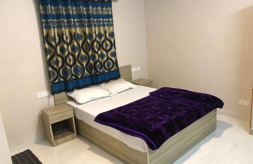 Ooty Hotel | HAPPYSTAY rooms and cottages