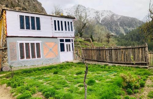Gilgit-Baltistan House | Haramosh Inn Hotel and Resort