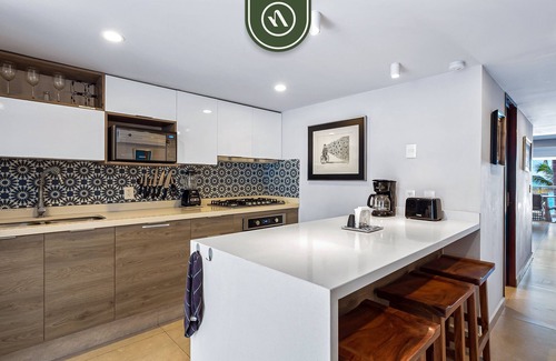 Las Glorias Apartment | Harbor 171 by Naya Homes