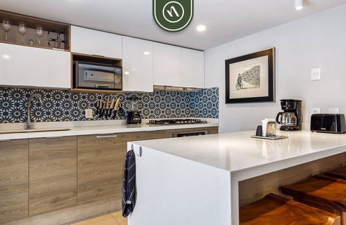 Las Glorias Apartment | Harbor 171 by Naya Homes