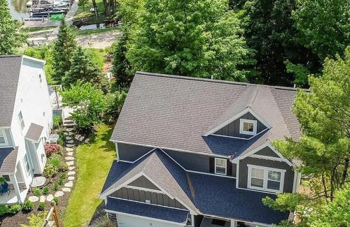 South Haven House | Harbor Breeze - year round swimming