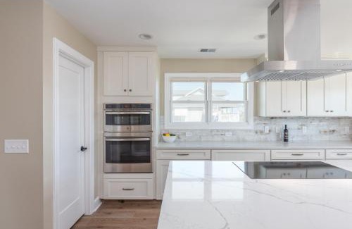 Beachwalk House | Harbor Haven - Right across from Beach Access