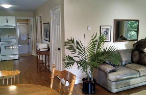 Pepin Apartment | Harbor Hill Inn - Carriage House