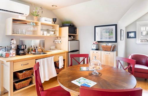 Gig Harbor House | Harbor House - An Enchanting Guesthouse in Downtown Gig Harbor