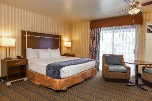 Morro Bay Hotel | Harbor House Inn