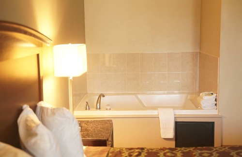 Anaheim Resort Hotel | Harbor Inn & Suites