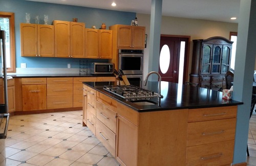 Langley House | Harbor View Haven by AvantStay | Private Backyard