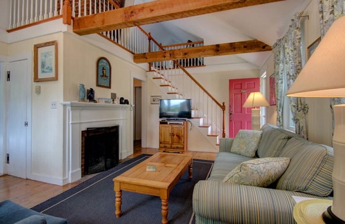 Hyannis Port House | Harbor Village - Ocean Views, walk to private beach.
