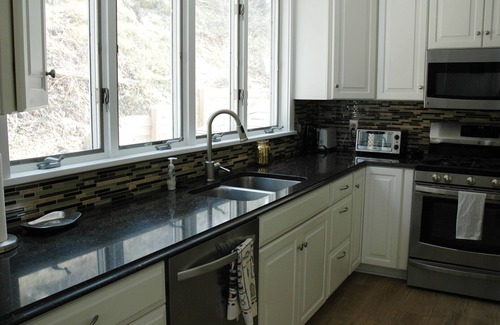 Grand Haven Cottage | Harborside Grand Haven - Remodeled 4 Bedroom Cottage on Lake Michigan