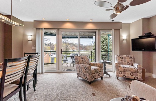 Grand Haven Condo | Harbour 2BDR Condo in Grand Haven 202